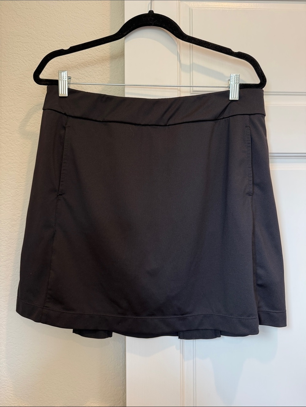 Black Women's Mini Skort with Hidden Side Pockets - EP NY
